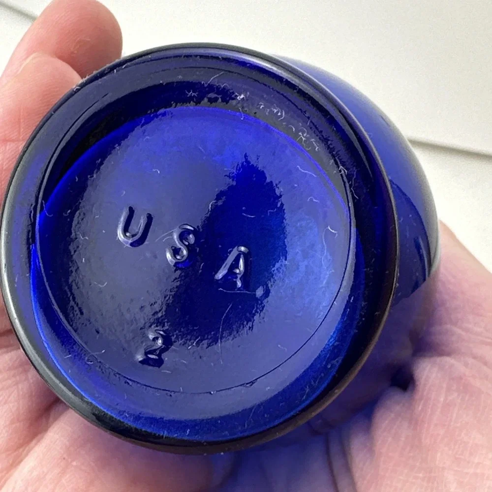 Vintage Cobalt Blue Bud Vase 4.5